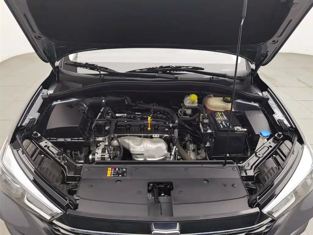 Roewe i5 1.5 L Manual Platinum
