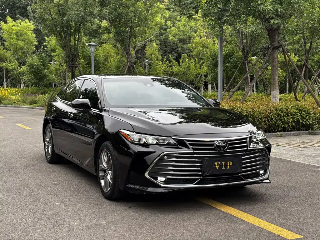 Avalon 2.5 L Luxury
