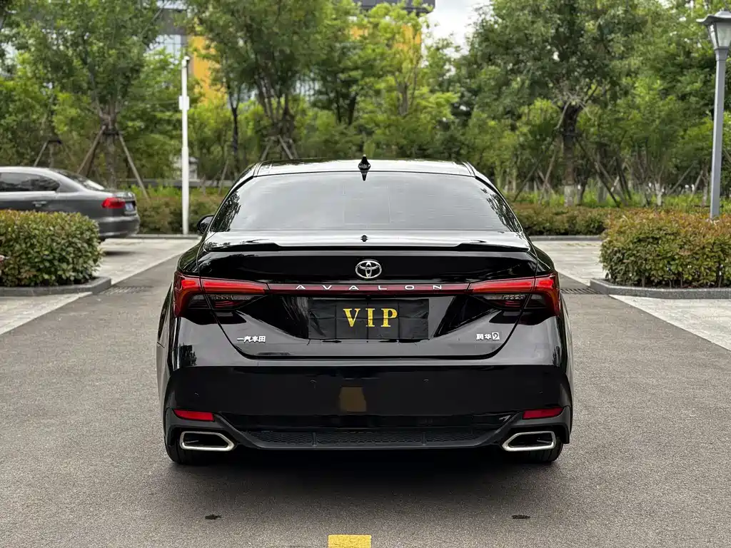 Avalon 2.5 L Luxury