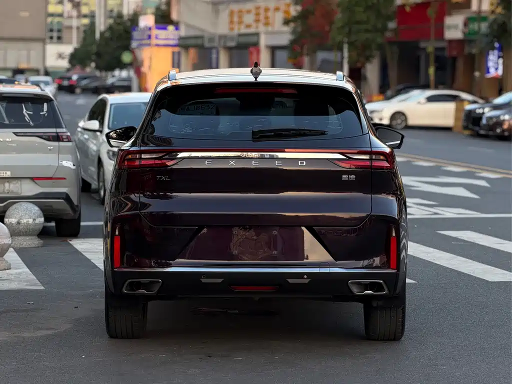Exeed Lingyun 290 T 2 WD Stellar