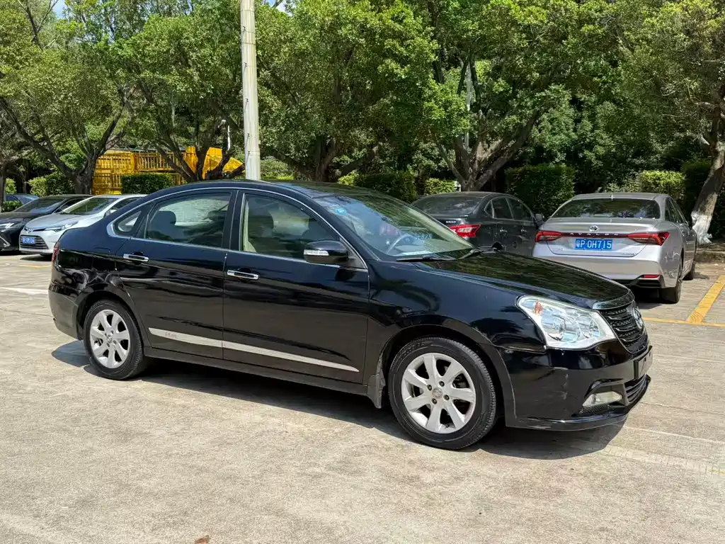 Dongfeng Fengshen A60 1.6 L Auto Luxury