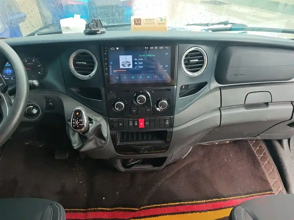 IVECO Daily 3.0 T Auto Chaorui SWB Low Roof Sliding Door F1 C