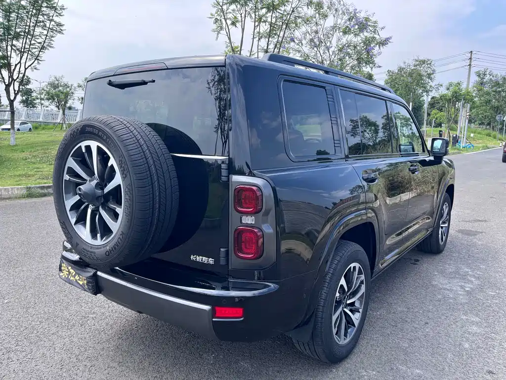 Haval H9 2.4 T Diesel 4 WD Extreme Realm