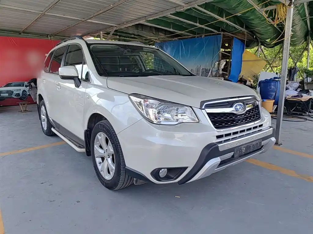 Forester 2.5 i Auto Elite