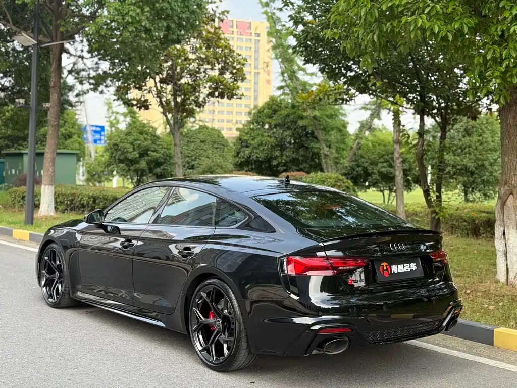 Audi RS 5 奥迪RS 5 2024款 RS 5 2.9 T Sportback 致臻版