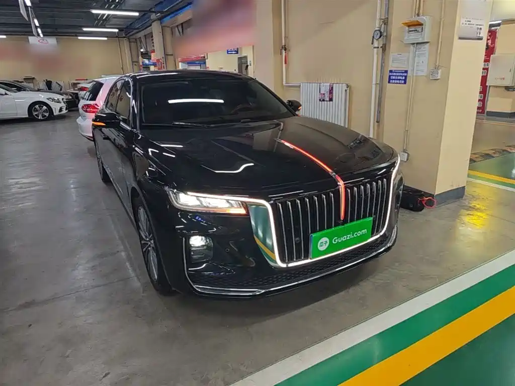 Hongqi H9 2.0 T Connected Flagship Enjoyment
