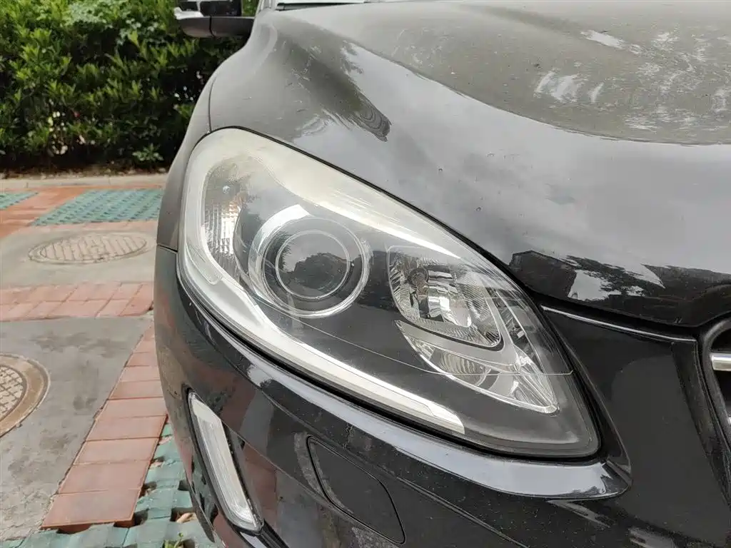 Volvo XC60 (Import) 沃尔沃XC60进口 2014款 改款 T5 智逸版