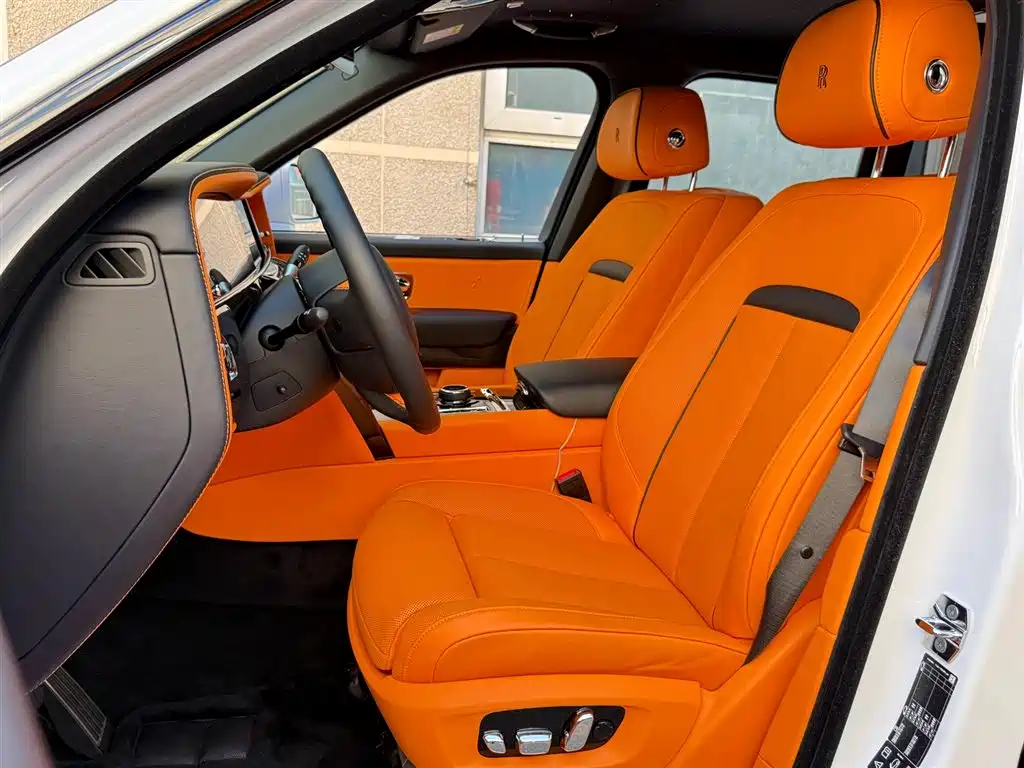 Cullinan Black Badge