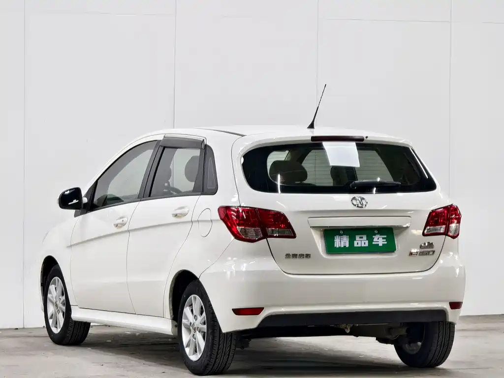 BAIC E Series Hatchback 1.5 L Manual Joy Sky