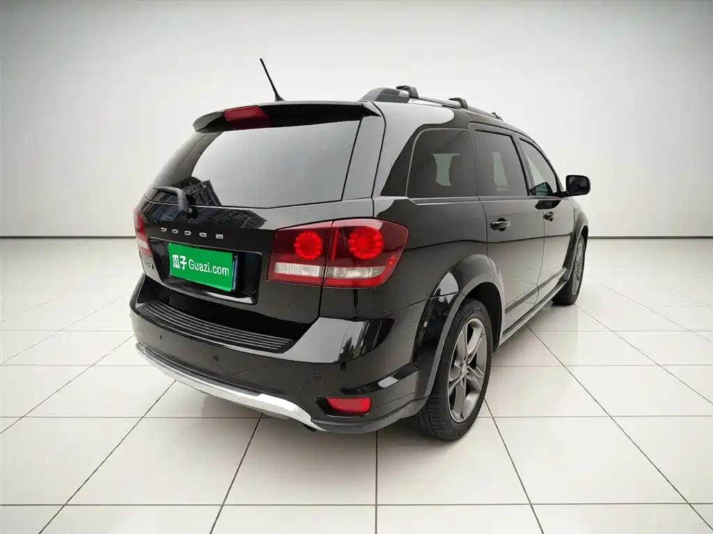 Journey 2.4 L 2 WD Wagon