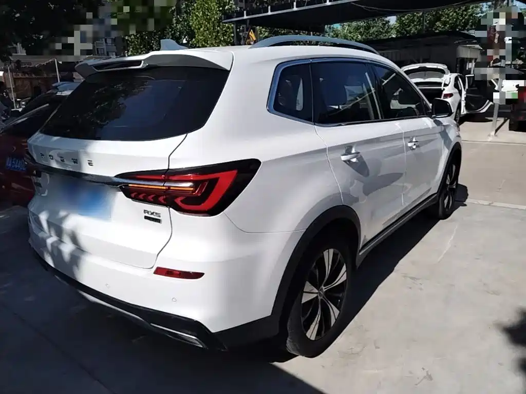 Roewe RX5 PLUS 300 TGI Auto Ali New Year Selected