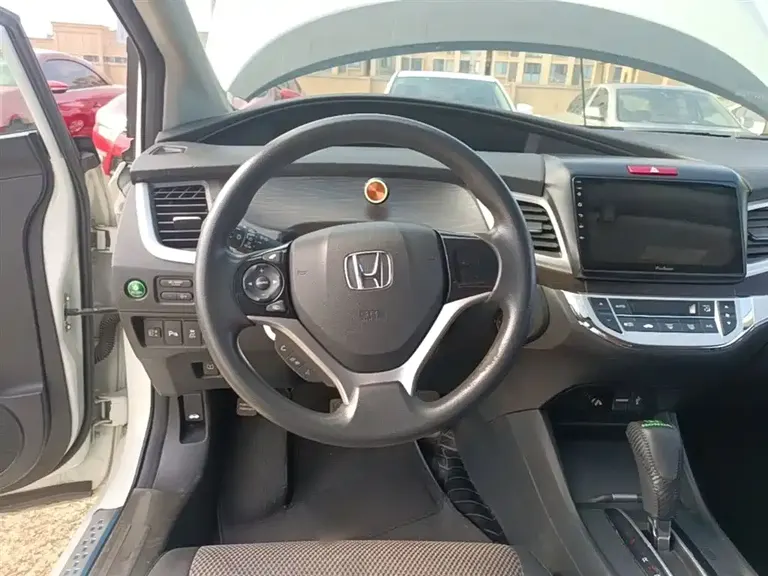 Honda Jade 1.8 L Auto Comfort Elite 5-seat