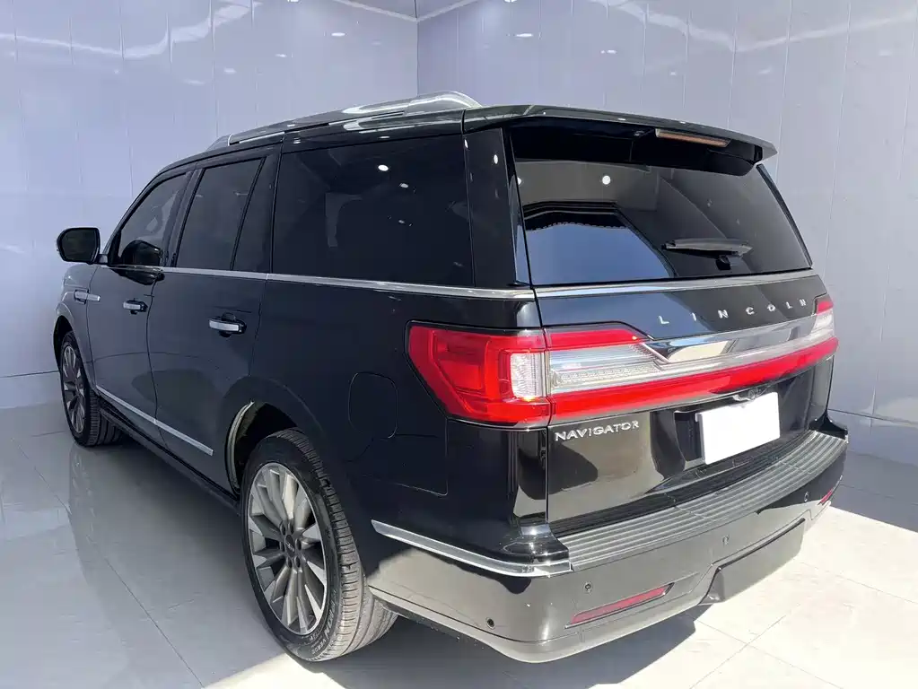 Navigator 3.5 T Honor Shine CN-VI