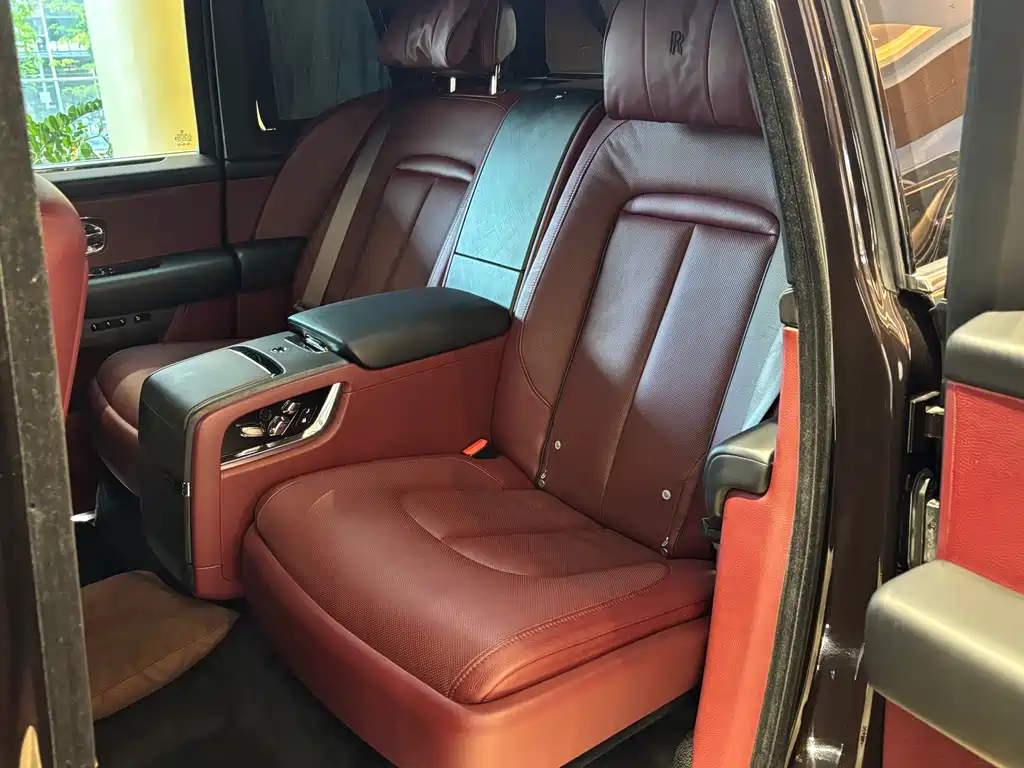 Cullinan 4-seat