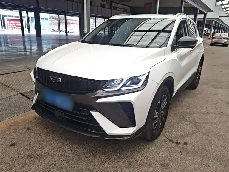 Geely Binyue 1.5 T DCT Platinum