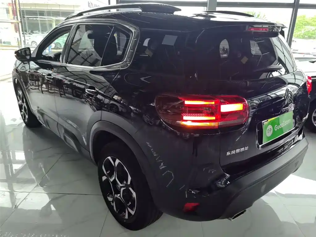 C5 Aircross 天逸 C5 AIRCROSS 2023款 360 THP 智在版