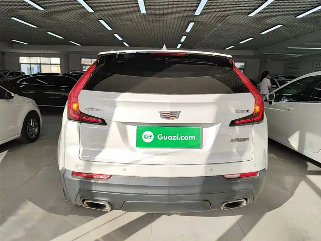Cadillac XT4 28 T 2 WD Tech