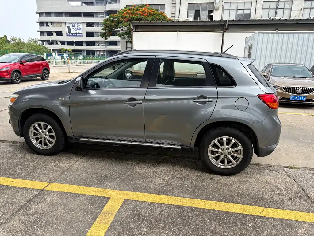 ASX 2.0 L CVT 2 WD Luxury