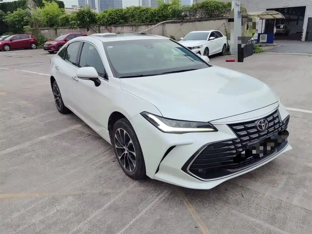 Avalon 2.0 L Luxury