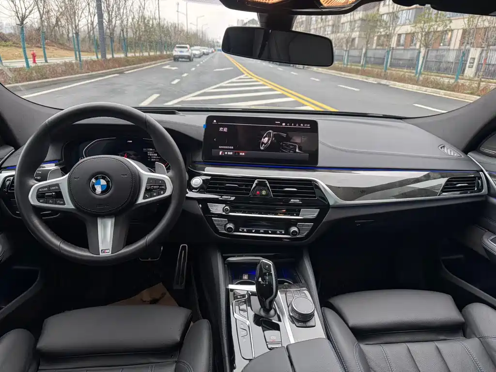 BMW 6 Series GT 630 i M Sport Package