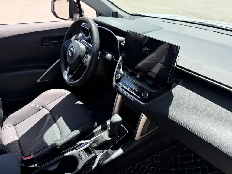 Toyota Frontlander 2.0 L CVT Leading plus