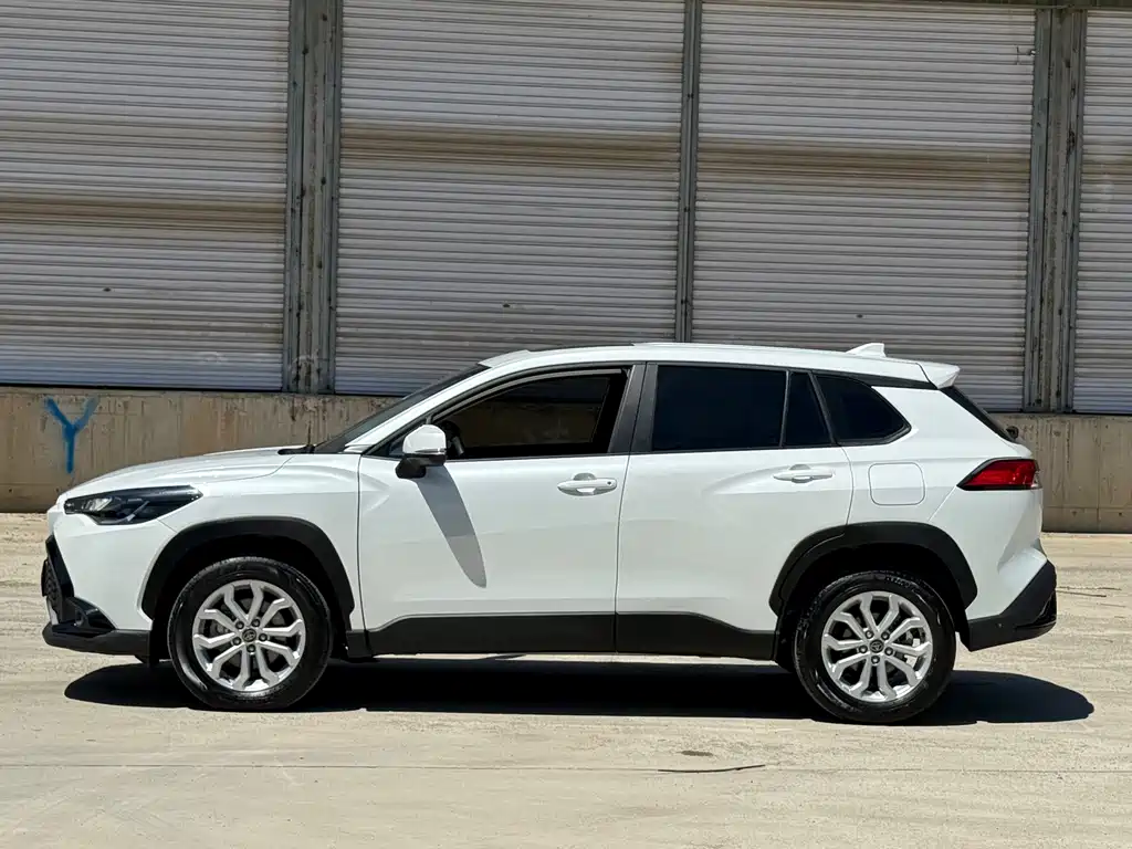 Frontlander 2.0 L CVT Leading plus