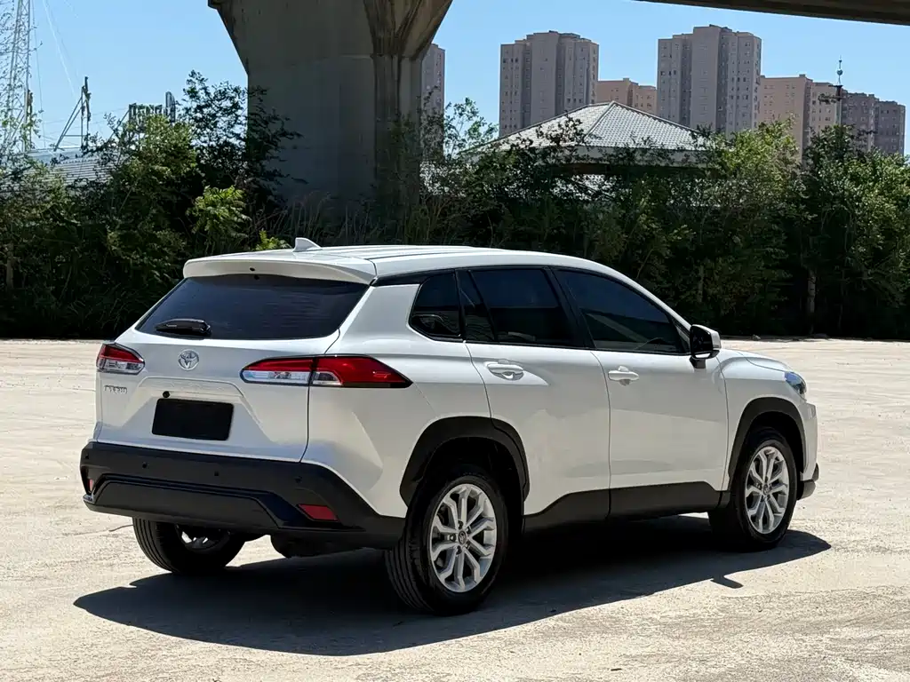 Frontlander 2.0 L CVT Leading plus