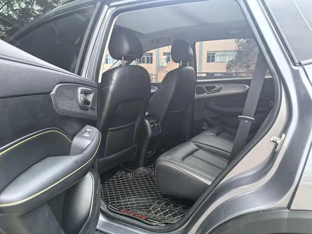 Roewe RX5 PLUS 300 TGI Auto Ali China Style Flagship Honor Qilin