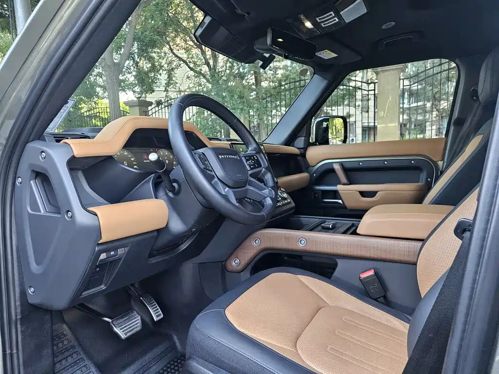 Land Rover Defender Facelift 110 3.0 T P400 X