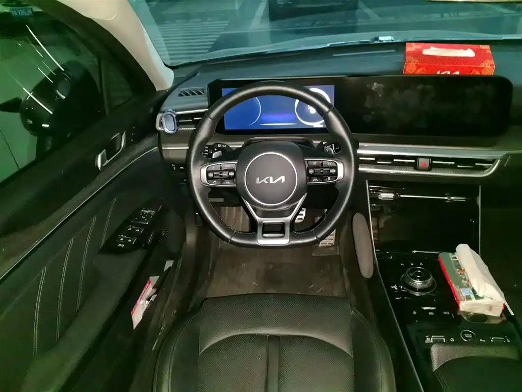 Kia K5 380 T GT-Line Flagship
