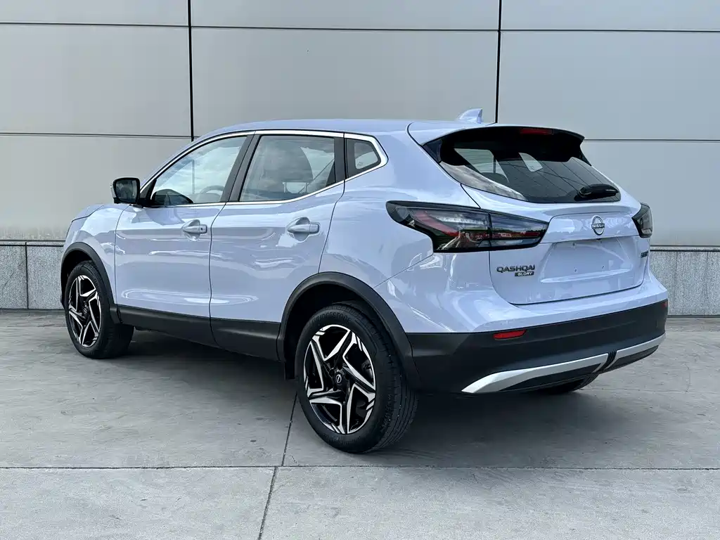 Qashqai Honor 2.0 L CVT XV+ Leading