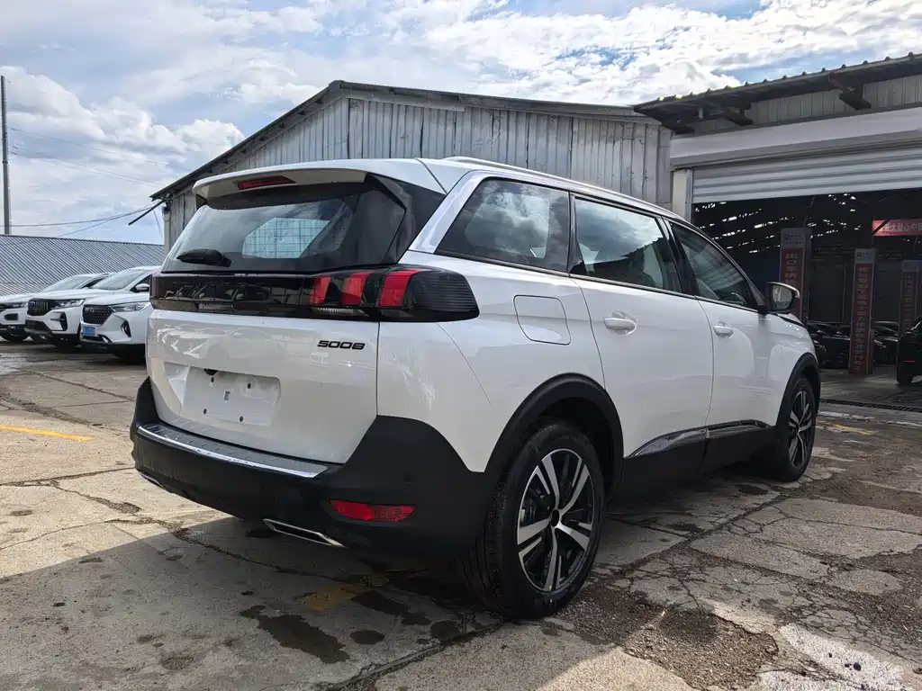 Peugeot 5008 标致5008 2026款 国际版