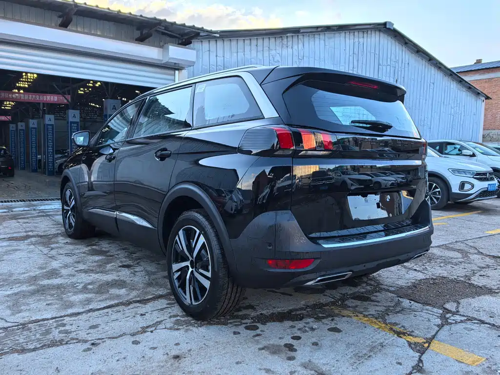 Peugeot 5008 标致5008 2026款 国际版