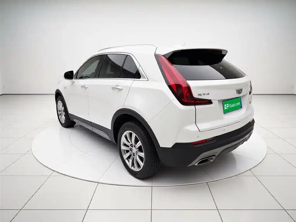 Cadillac XT4 28 T 2 WD Luxury