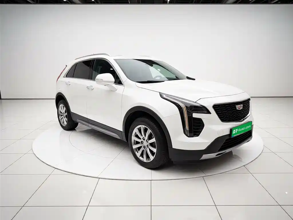 Cadillac XT4 28 T 2 WD Luxury