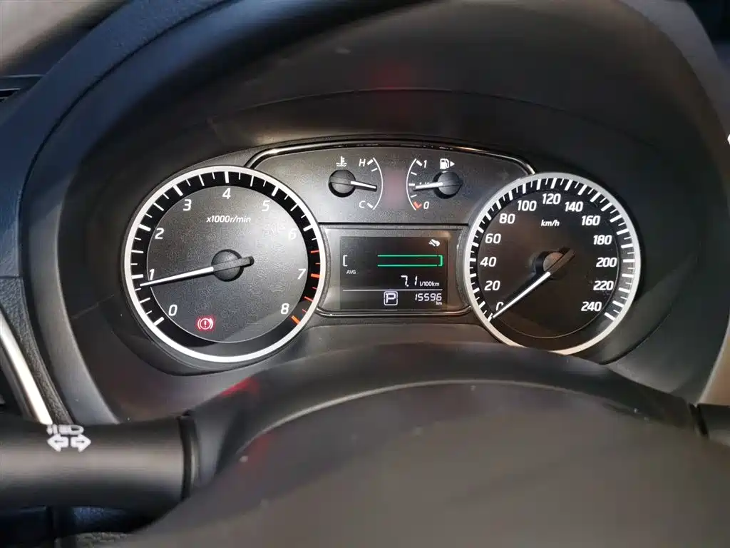 Sylphy Facelift II Classic 1.6 XE CVT Comfort