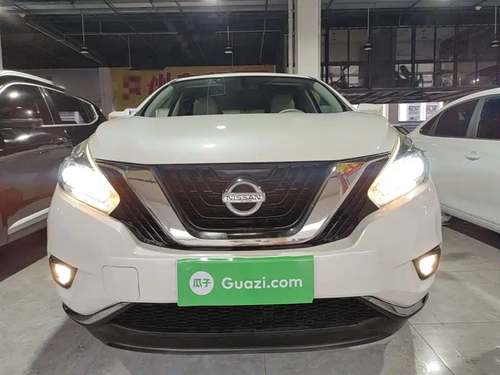 Murano 2.5 L XE 2 WD Elite CN-VI