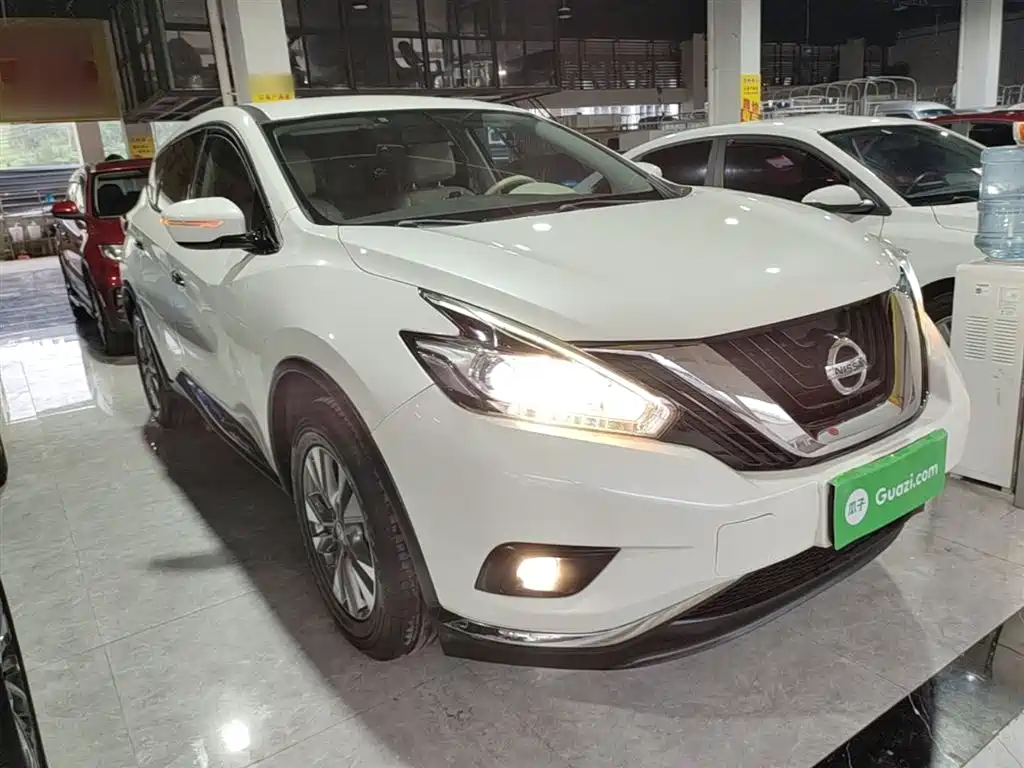 Murano 2.5 L XE 2 WD Elite CN-VI