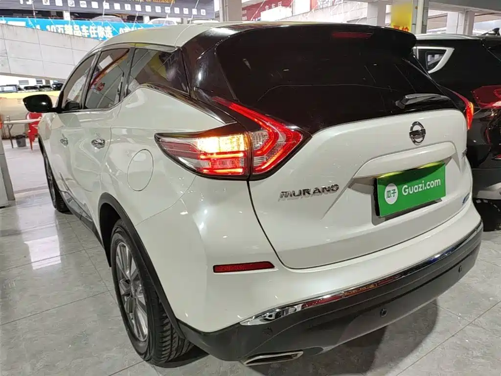 Murano 2.5 L XE 2 WD Elite CN-VI