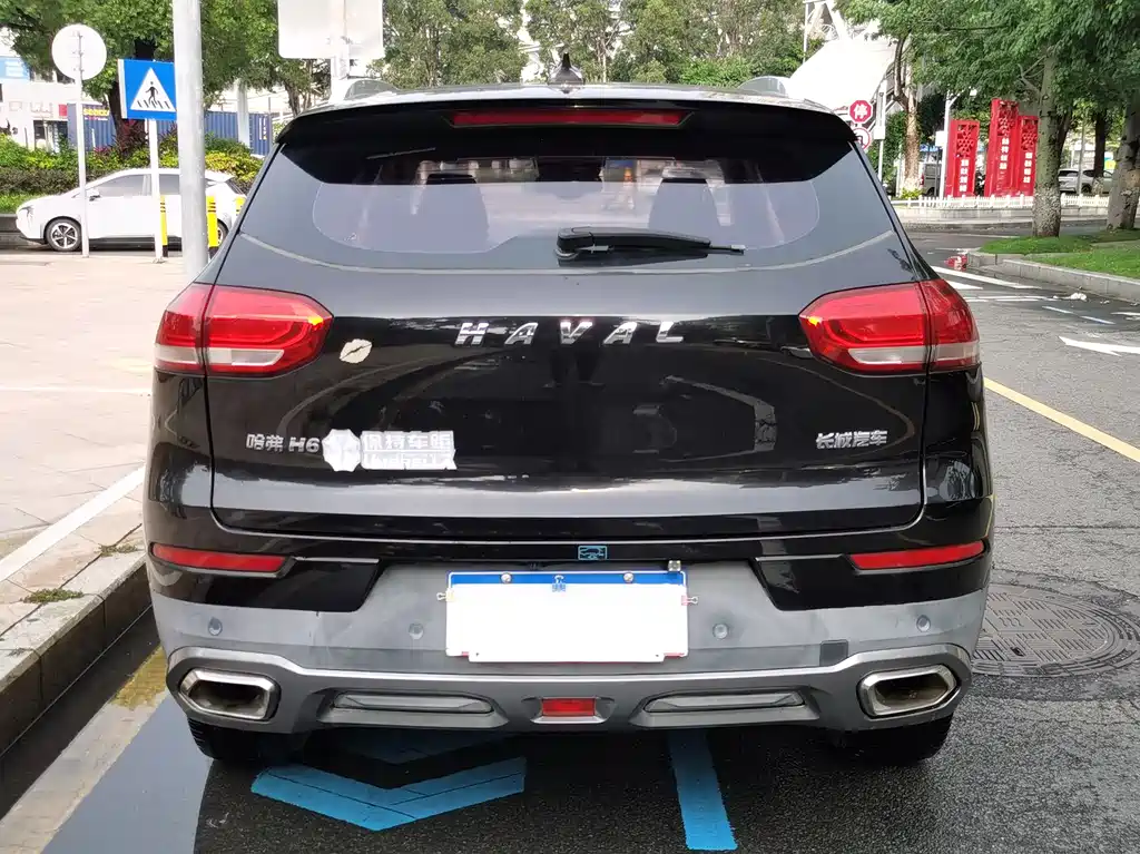 Haval H6 Red Label 1.5 GDIT Auto Luxury Connected
