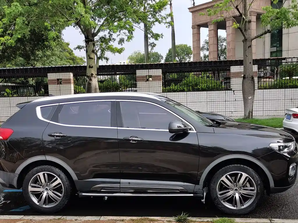 Haval H6 Red Label 1.5 GDIT Auto Luxury Connected