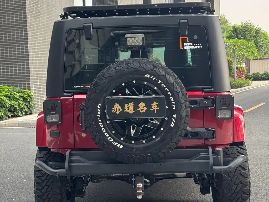 Wrangler 3.6 L Sahara 4-door