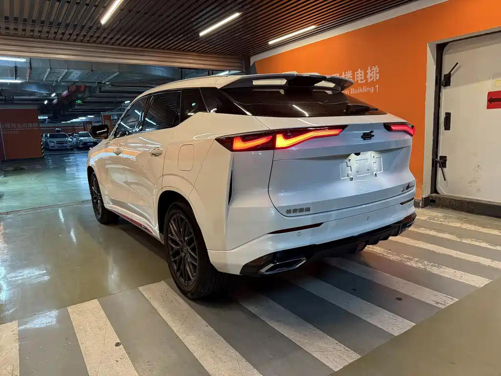 Changan Oshan Z6 Blue Whale 1.5 T DCT Smart Enjoyment
