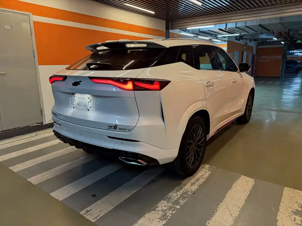 Changan Oshan Z6 Blue Whale 1.5 T DCT Smart Enjoyment