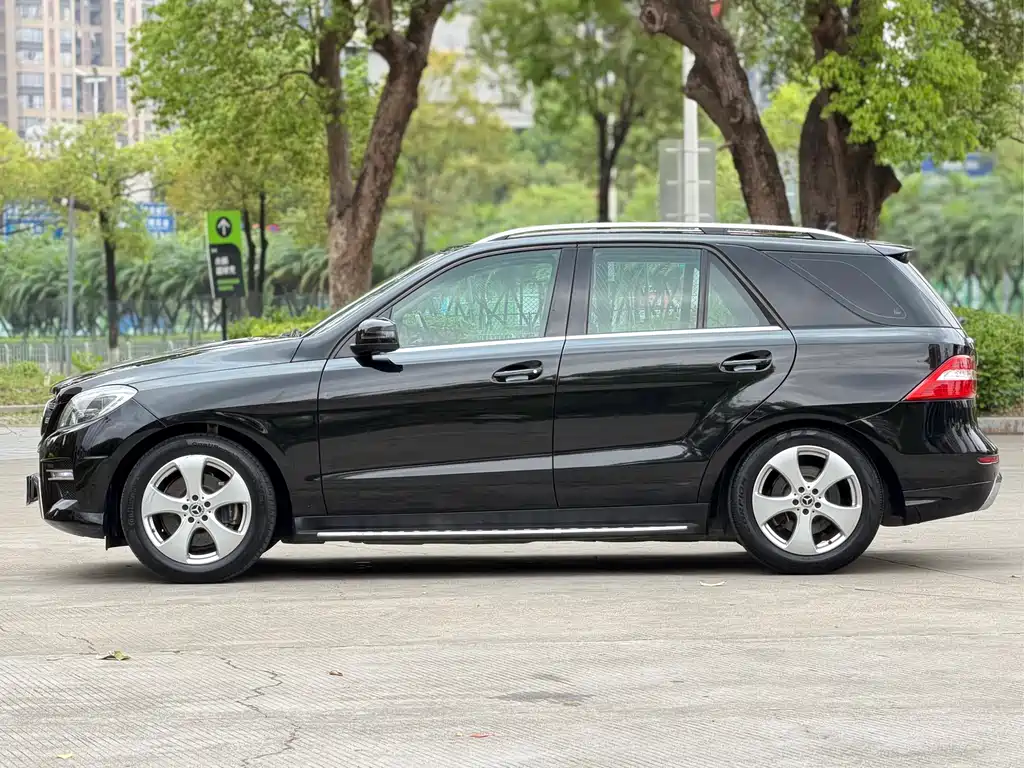 Mercedes-Benz M-Class ML 400 4 MATIC Dynamic