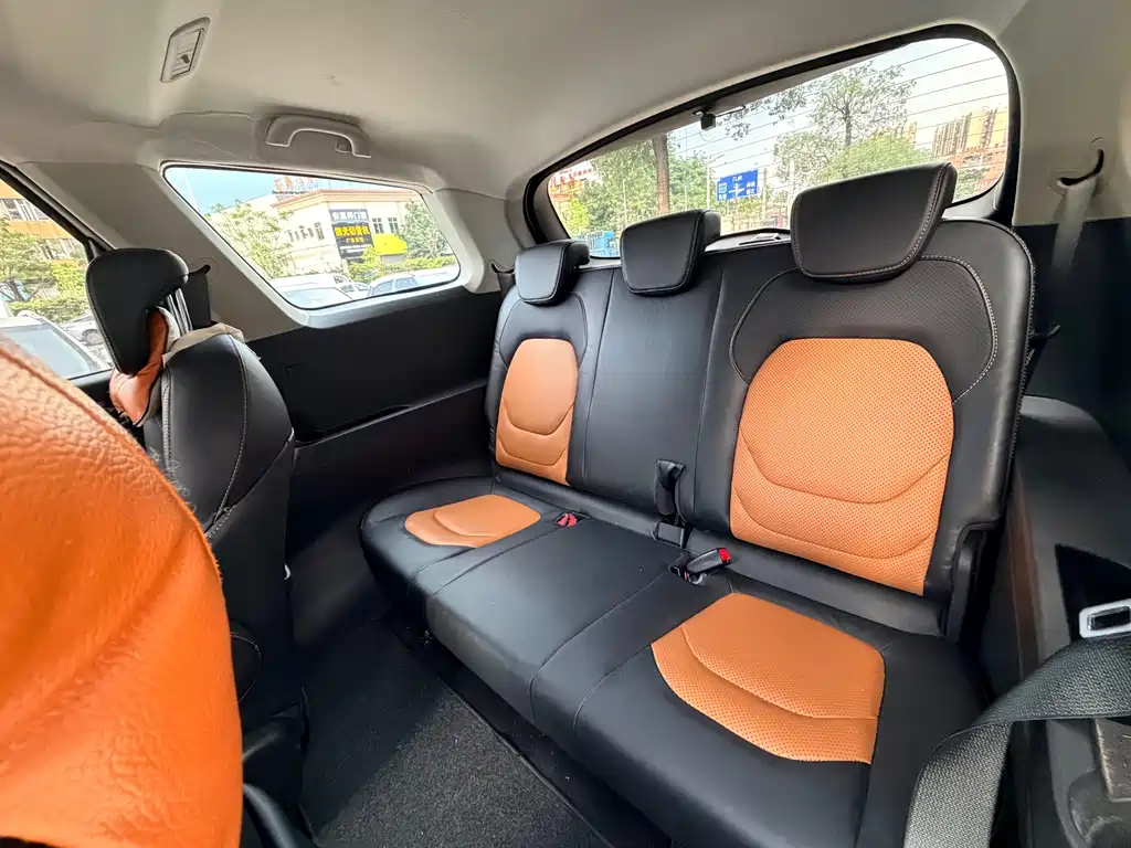 Wuling Hongguang S3 1.5 L Manual Comfort CN-VI