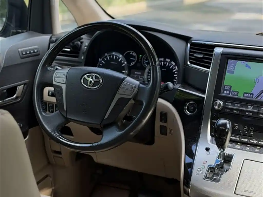 Alphard 3.5 L Luxury