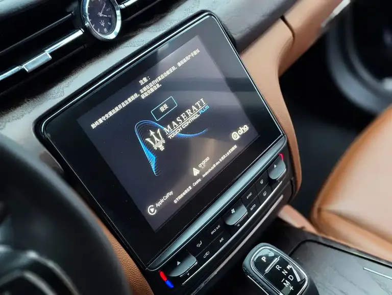 Maserati Quattroporte 3.0 T Standard