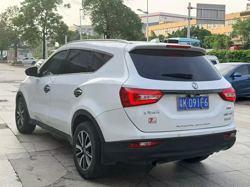 Fengguang 580 1.5 T CVT Luxury