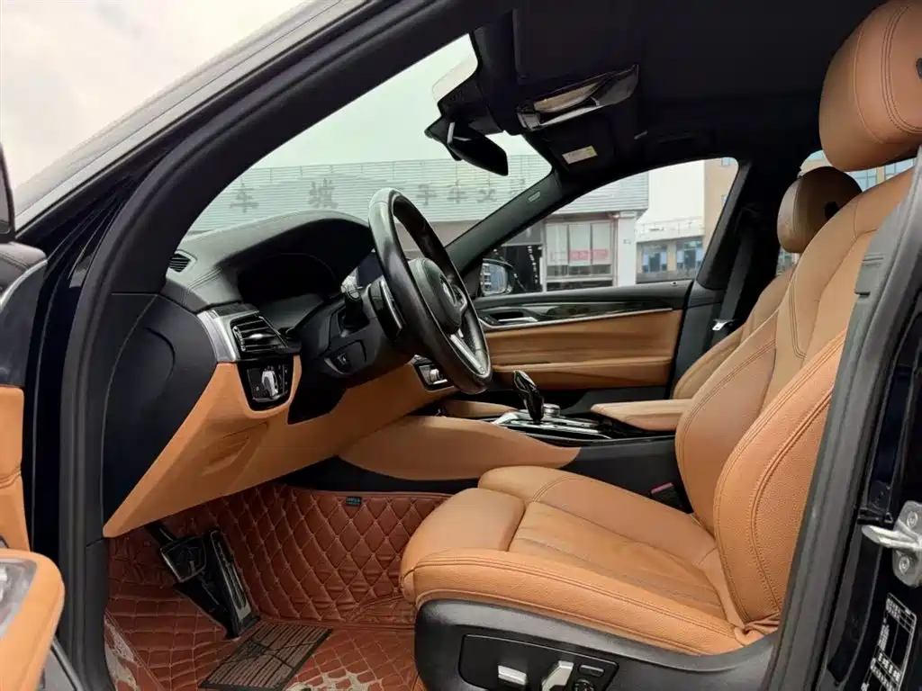 BMW 6 Series GT 630 i M Sport Package